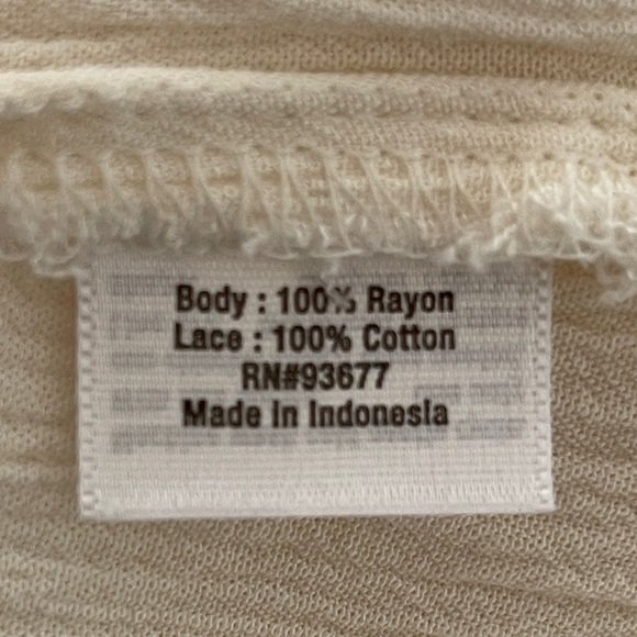 ANA Cream Crocheted V-Neck Sleeveless Blouse - PM - Picture 6 of 7